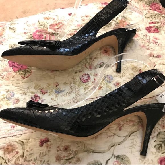 NWT $120 kate spade | Slingback Leather Heels With Bows in Black | Size 8B - Picture 7 of 14